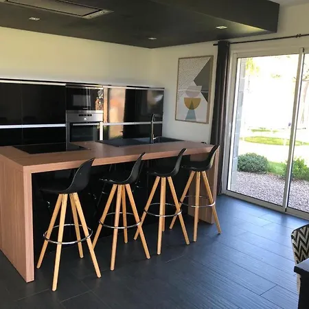 Сasa de vacaciones La maison des Pop's, magnifique vue dégagée sur le Gozzi - 6 couchages Alata