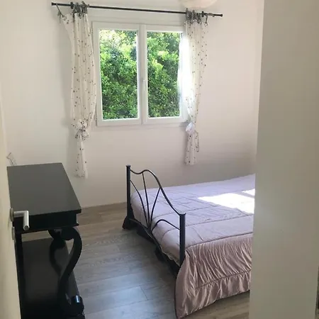 Vakantiehuis La Maison Des Pop'S, Magnifique Vue Degagee Sur Le Gozzi - 6 Couchages *